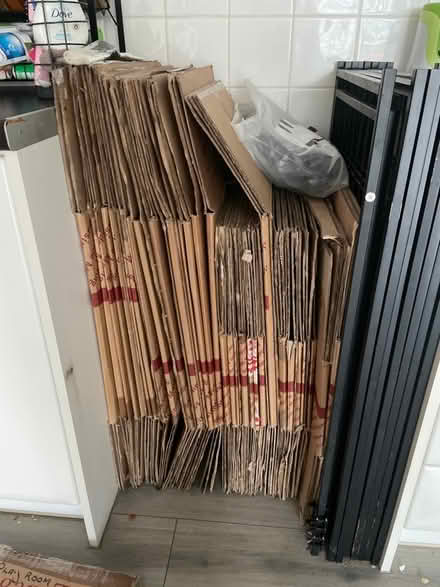 Photo of free 20+ large and medium packing boxes (West Drayton UB7) #1