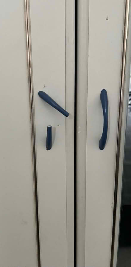 Photo of free Wardrobe (OL11) #4