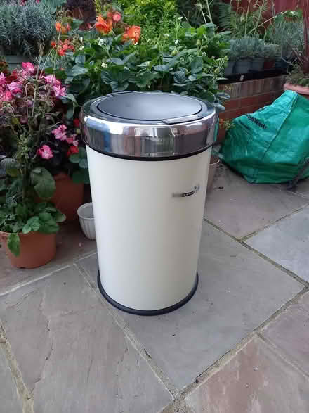 Photo of free Kitchen bin (hainault, essex. IG6) #1