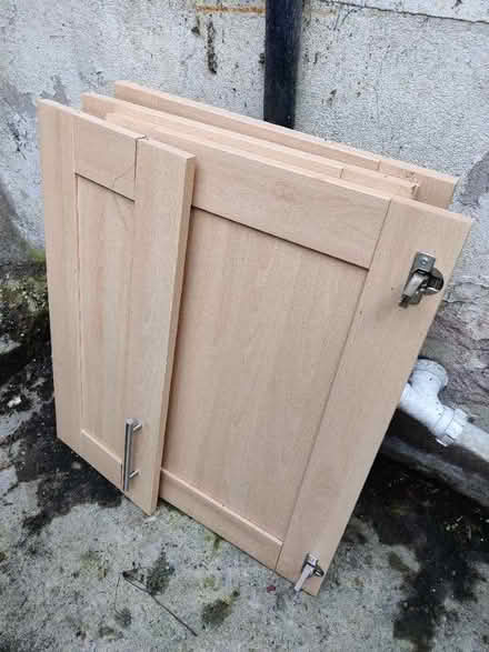 Photo of free Kitchen cabinets and doors (Cefn Mawr LL14) #2