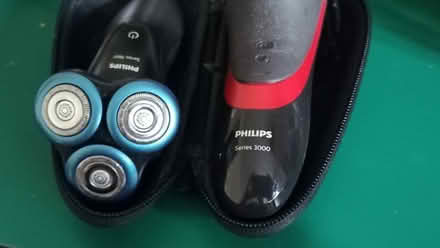 Photo of free Philips series 3000 and 7000 shavers (Blacklands TN34) #2