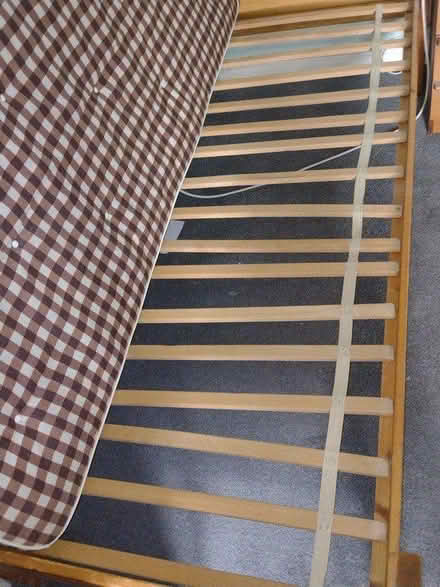 Photo of free single bed with mattress (Gamston (Gamston (near Morrisons) NG2) #1