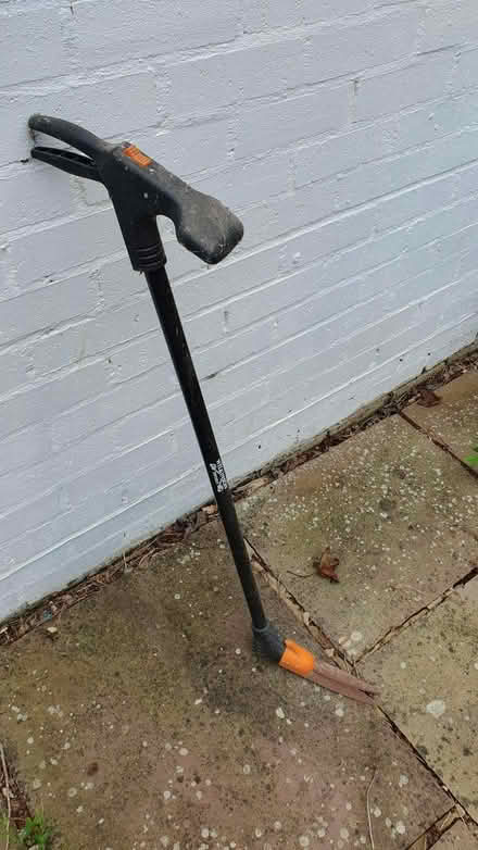 Photo of free Old garden edging shears (Marishes YO17) #1