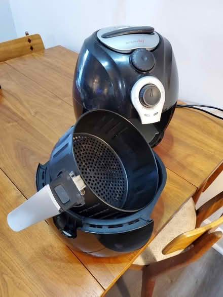 Photo of free Air fryer, in working condition (Auburn Hills, near OU) #1