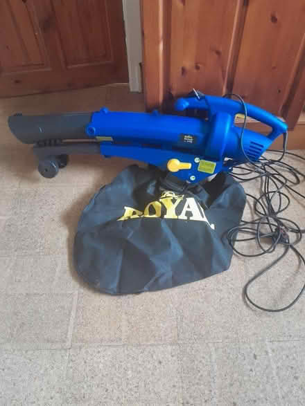 Photo of free Garden Vac/Blower (Burbage) #1