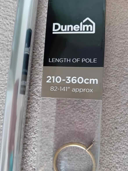 Photo of free Extendable curtains pole, rings and brackets (Rhiwbina CF14) #1