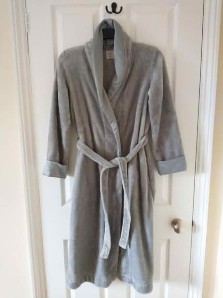 Photo of free Dressing gown (Chesterton CB4) #1