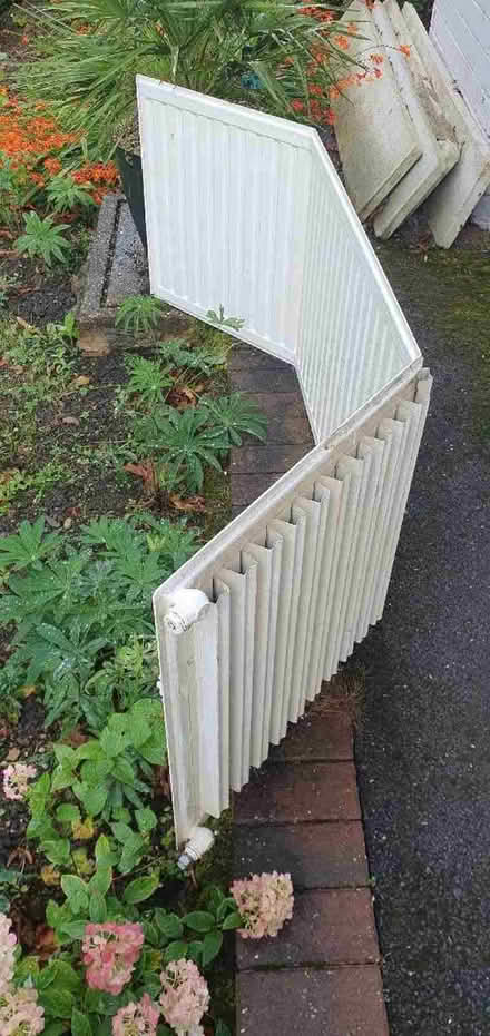 Photo of free Radiator for scrap (Manor Top S12) #1
