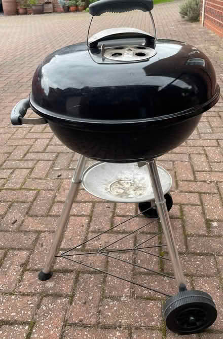 Photo of free Weber Kettle Barbecue (Willington DE65) #1