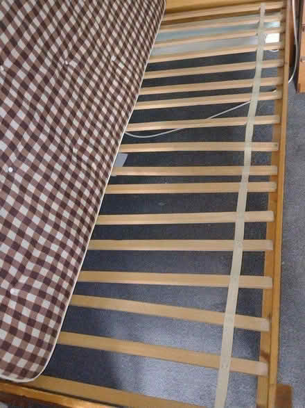 Photo of free single bed with mattress (Gamston (near Morrisons) NG2) #3