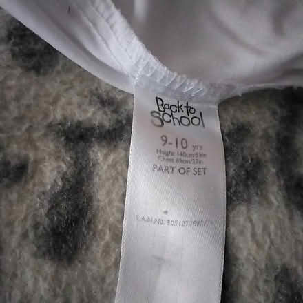 Photo of free girls white short sleeve school shirt (Marton Bank FY3) #1