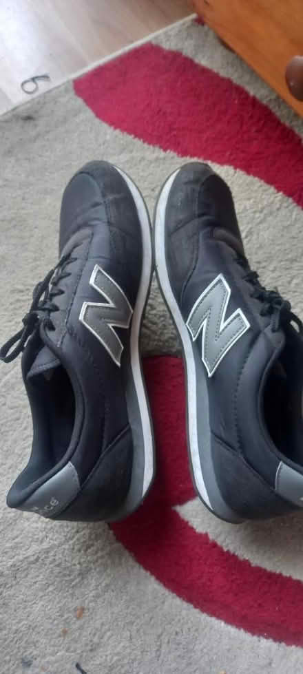Photo of free New Balance snickers (Parkhead EH11) #1