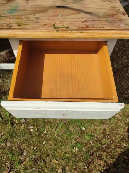 Photo of free Small child's desk (ME13) #2