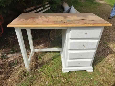 Photo of free Small child's desk (ME13) #1