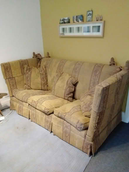 Photo of free Settee (Allestree DE22) #2
