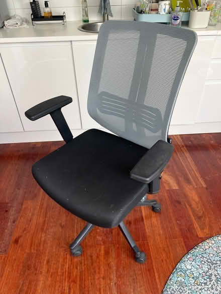 Photo of free Office chair (Dartmouth Park NW5) #1