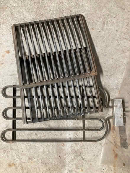 Photo of free Vintage oven/cooktop/Scrap Metal (West Petaluma) #4