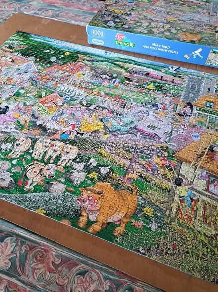 Photo of free 1000 piece jigsaw complete (melksham east SN12) #1