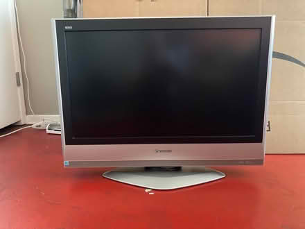 Photo of free 32" Television (Hollywood) #2