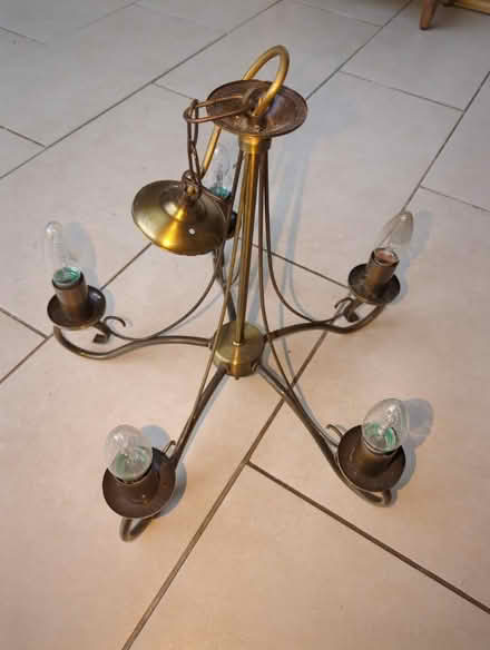 Photo of free Light fitting (ME15) #1
