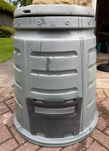 Photo of free Plastic Compost Bin (Noctorum CH43) #1