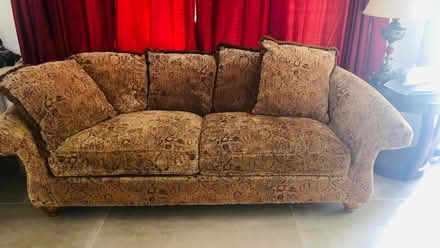 Photo of free Nice couch (Fairburn,Ga 30213) #1