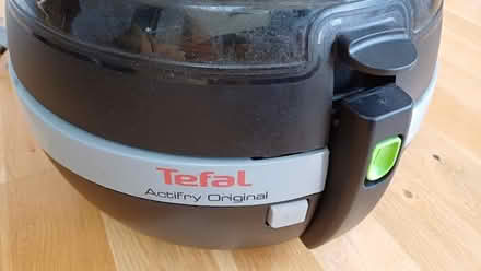 Photo of free Tefal Actifry Original Air Fryer (Redford EH13) #4
