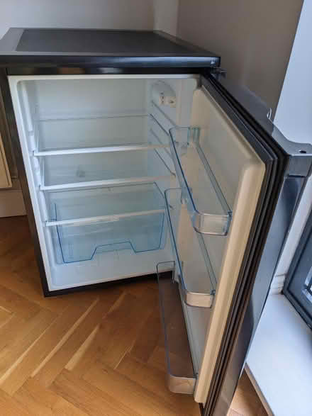 Photo of free Fridge (Hungerford Rd N7) #3
