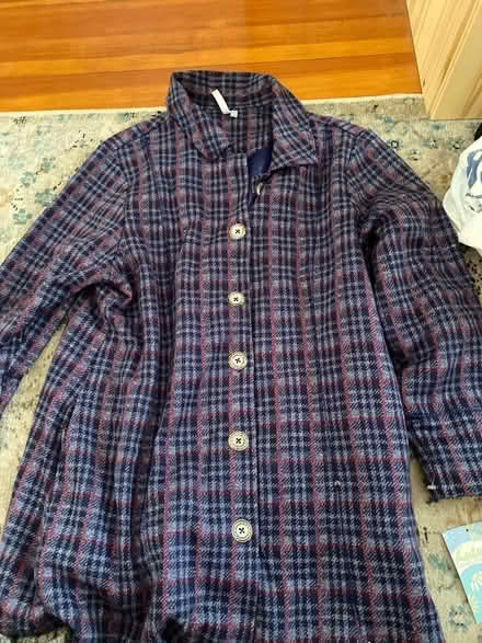 Photo of free Miscellaneous sweaters and coats (Spring Hill) #4