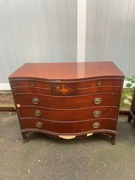 Photo of free Matching Dressers (Arlington Near Stratton) #3