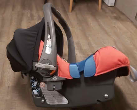 Photo of free Car seat in good condition (North Acton) #2