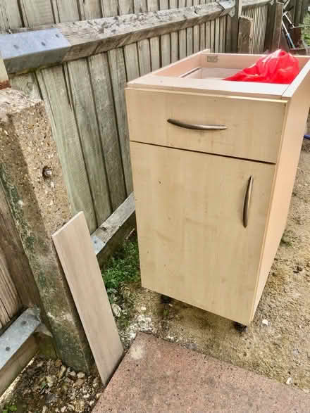 Photo of free kitchen cabinet and few panels (Headington) #2