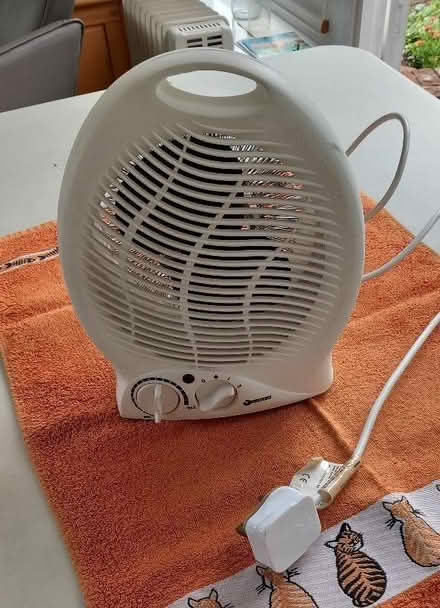Photo of free Small fan heater (Shire Lane, Chorleywood) #1