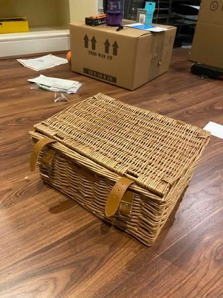 Photo of free Hamper basket 38cm x 28cm (Belsize Park NW3) #1