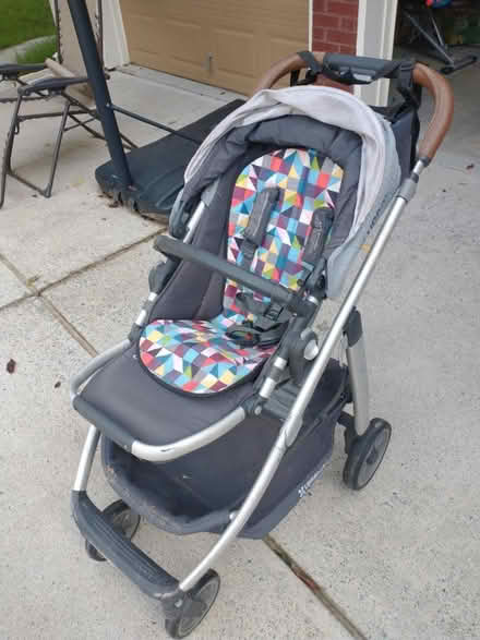 Photo of free UPPAbaby Cruz stroller (Suwanee) #1