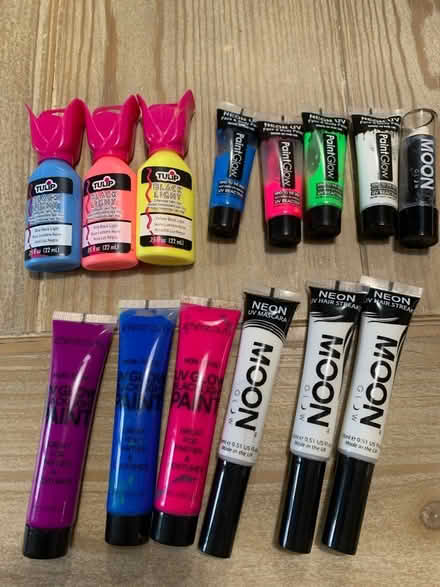 Photo of free UV face paints (Blackheath SE3) #1