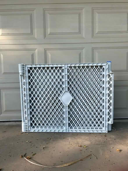 Photo of free Plastic play pen (Land Park) #1
