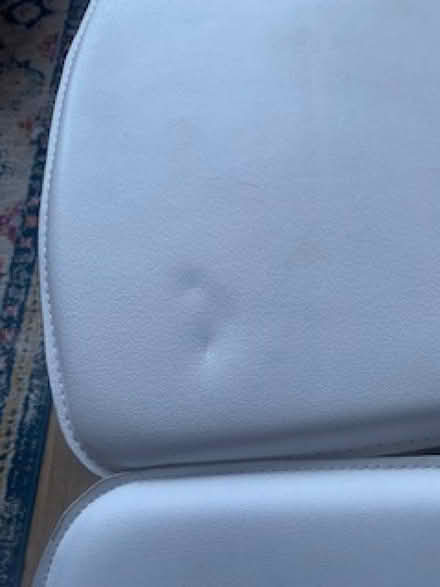 Photo of free 4 x dining chairs (Pollokshaws G41) #3