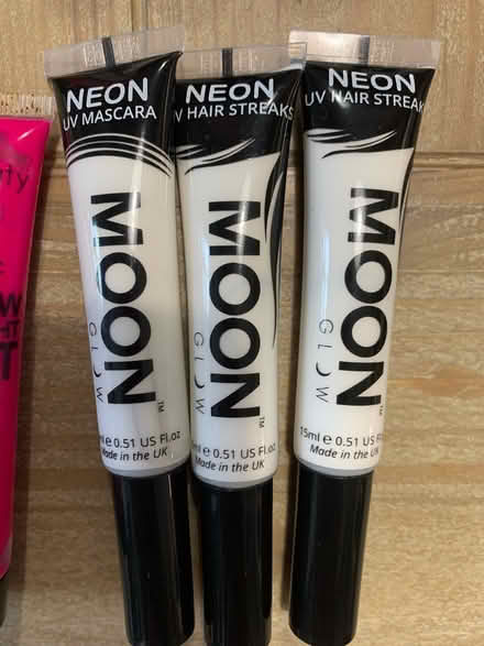 Photo of free UV face paints (Blackheath SE3) #4