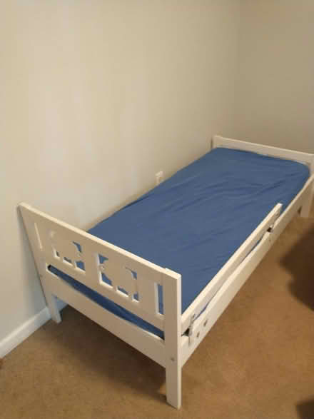 Photo of free Ikea toddler bed (Suwanee) #1