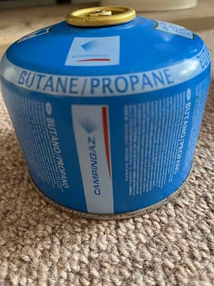 Photo of free 3 x full gas canisters (Sheffield, S7) #3