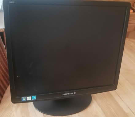 Photo of free Monitor 19" (East Grinstead town center) #1