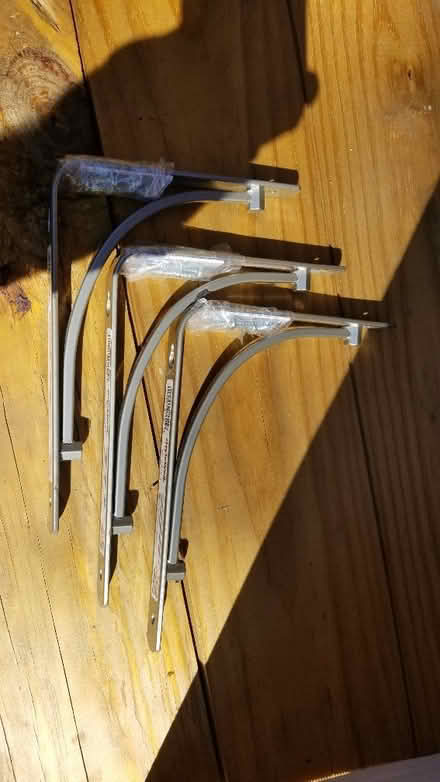 Photo of free 3 shelf brackets (Farmington @ 11 Mile) #1