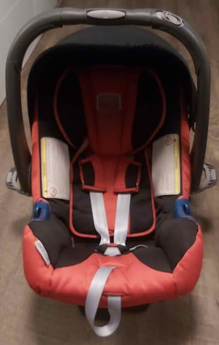 Photo of free Car seat in good condition (North Acton) #1