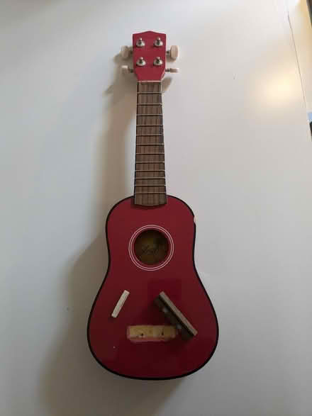 Photo of free Ukulele for spares or repair (Bath & North East Somerset) #1