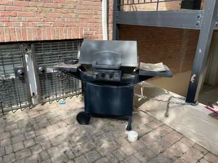Photo of free Outdoor grill and propane tank (Columbia Heights) #2