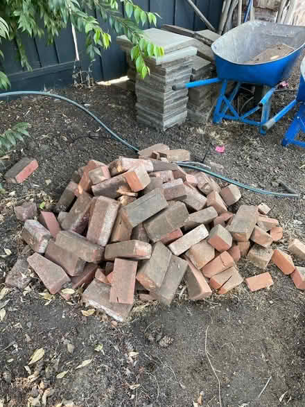 Photo of free Bricks (Mt View near Springer / Cuesta) #1