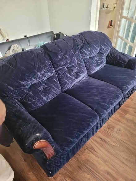 Photo of free Very comfortable sofa with chair, (Temple Cowley OX4) #2