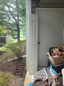 Photo of free 24 in bifold door #1