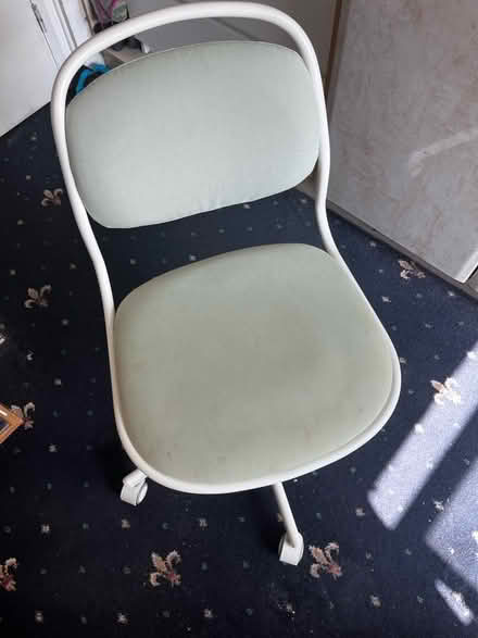 Photo of free Work from home chair (Tottenham Hale N17) #2